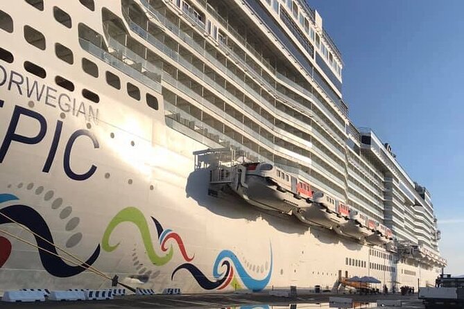 Livorno Port to Cinque Terre and Pisa Leaning Tower: Roundtrip - Exploring Cinque Terre and Pisa