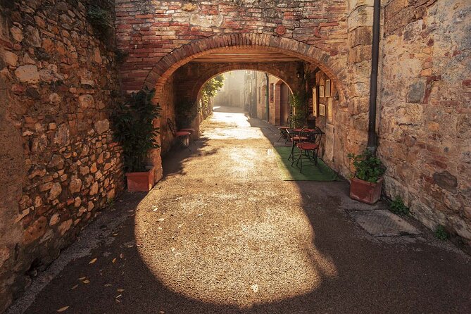 Livorno Shore Excursion: Bolgheri and Supertuscan Private Tour - Savoring Tuscan Specialties