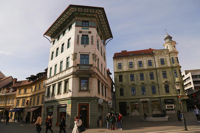 Ljubljana and Bled Small Group Tour From Zagreb With Guide - Meeting and Pickup