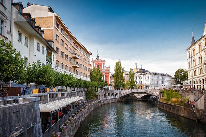 Ljubljana and Bled Small Group Tour From Zagreb With Guide - Admire Lake Bled and Bled Castle