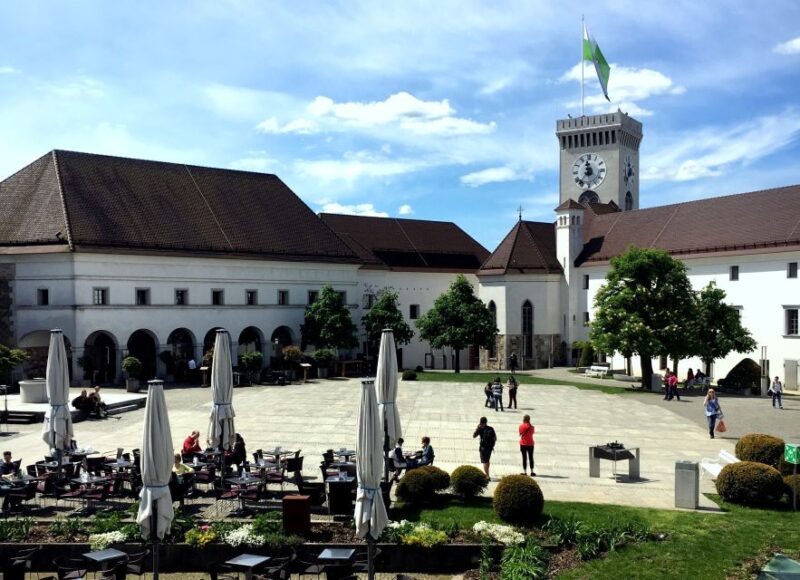 Ljubljana and Ljubljana Castle Sightseeing Tour - Itinerary Highlights