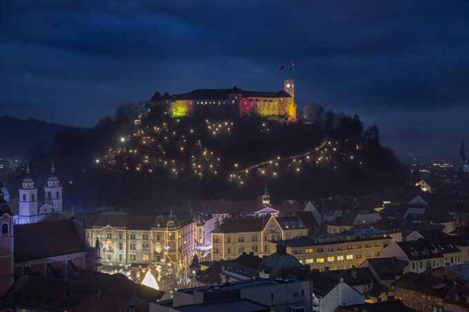Ljubljana: Castle Entry Ticket With Optional Funicular Ride - Getting to the Castle