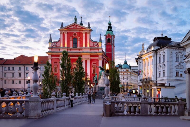 Ljubljana: Express Walk With a Local in 60 Minutes - Tour Personalization