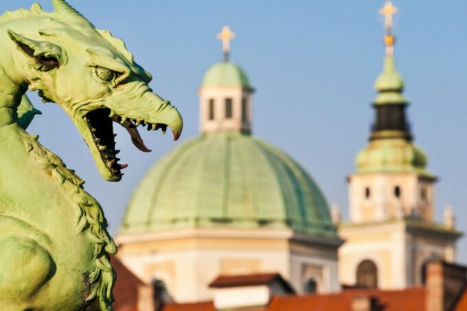 Ljubljana: First Discovery Walk and Reading Walking Tour - Customer Reviews