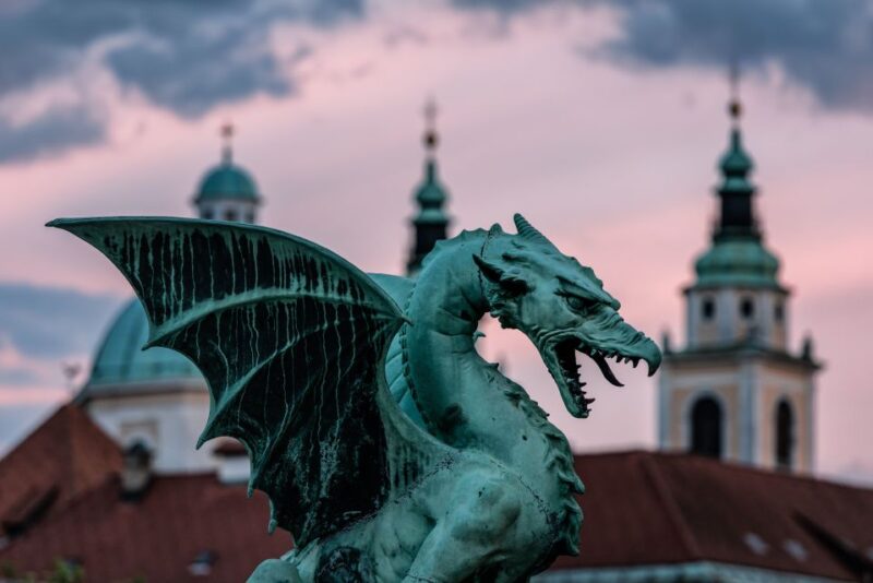 Ljubljana: Guided Walk & Funicular Ride to Ljubljana Castle - Inclusions