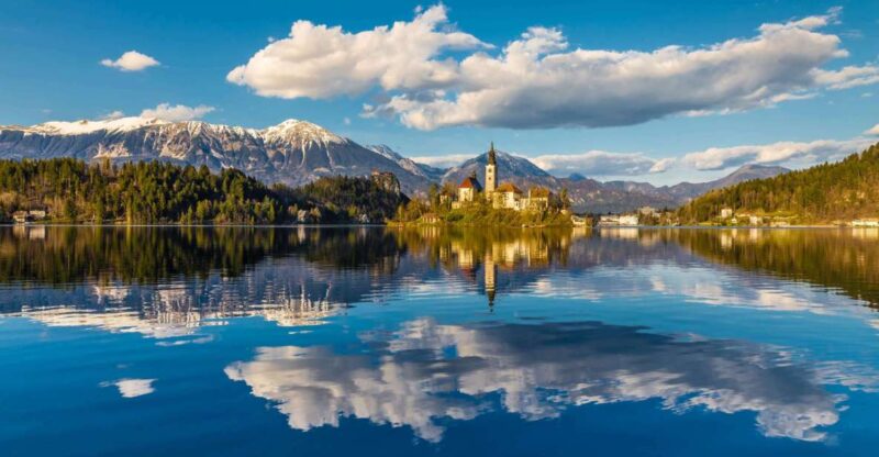 Ljubljana: Lake Bled Experience Small Group Half-Day Tour - Key Points