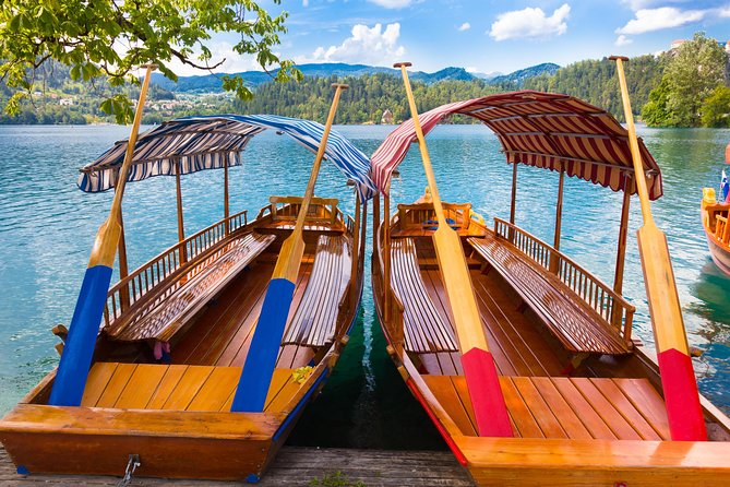 Ljubljana: Lake Bled Experience Small Group Half-Day Tour - Bled Island Exploration