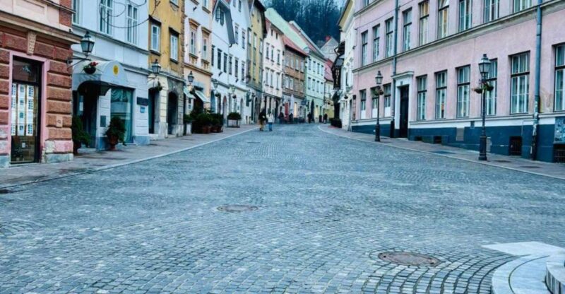 Ljubljana: Secrets of the Old Town & Ljubljanas People - Key Points