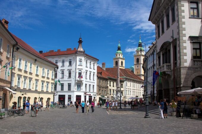 Ljubljana: Self-Guided Walking Tour - Important Information