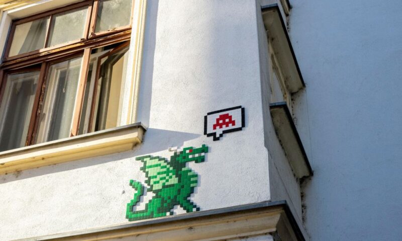 Ljubljana: Space Invaders Mosaics - Pixelated Video Game Inspiration