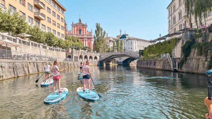 Ljubljana: Stand-Up Paddle Boarding Tour - Beginner Paddleboarding Course