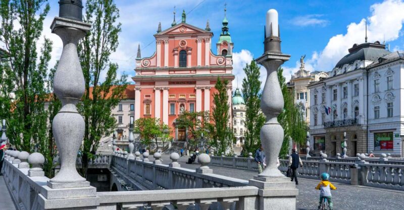 Ljubljana: UNESCO Cultural Heritage Tour - Architectural Significance