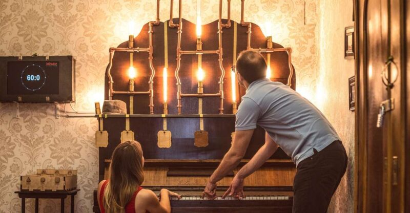 Ljubljana: Wondrous Machine Escape Room (2-6 Players) - Game Experience