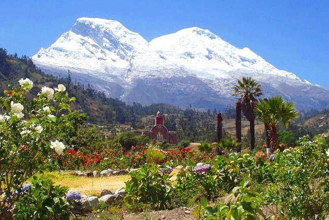 Llanganuco Lake - Cordillera Blanca - Stunning Natural Scenery