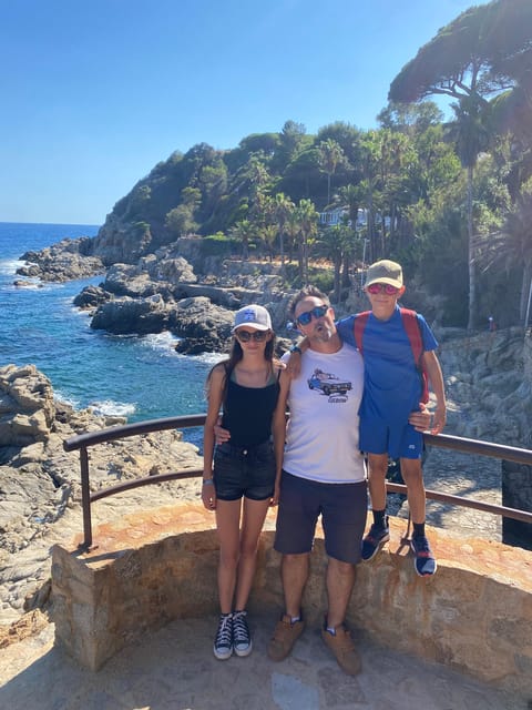 Lloret De Mar: Guided Sightseeing Tour in a 4x4 Vehicle - Group Size and Languages