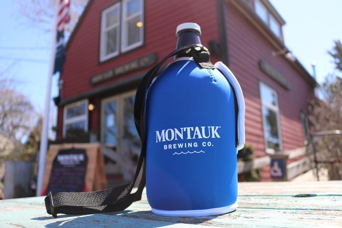 Lobster and Beer Sail in New York City - Main: Maine-style Lobster Roll