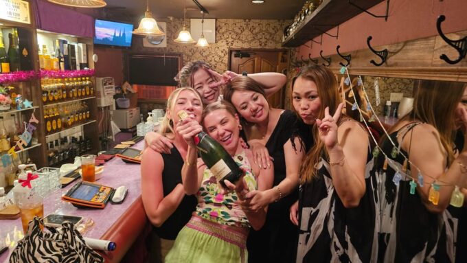 Local Bar Hopping in Tokyo: Away From the Tourist Traps - Frequently Asked Questions