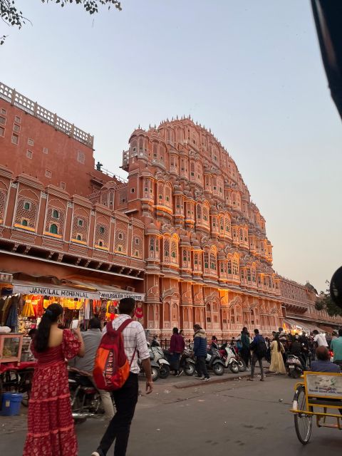 Local Breakfast + Flower Market + Pink City Tour - Itinerary Highlights