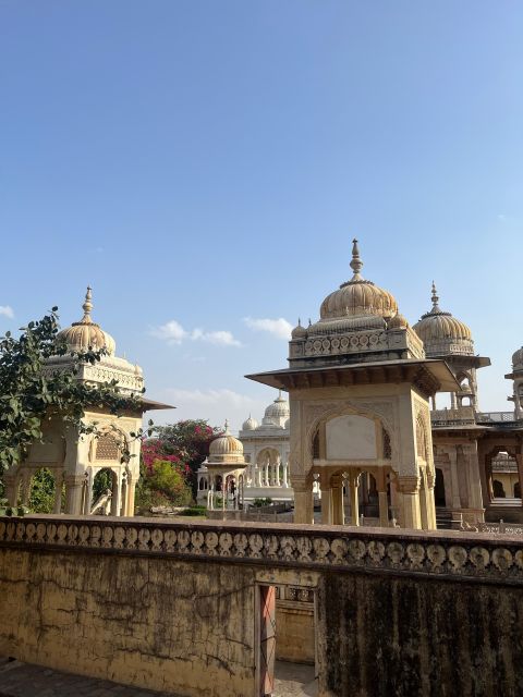 Local Breakfast + Flower Market + Pink City Tour - Local Experience