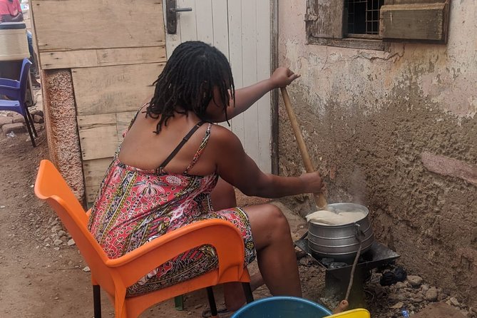 Local Ghanaian Cooking Class in Accra to Help Support Wellness Community Center - Meeting and Logistics