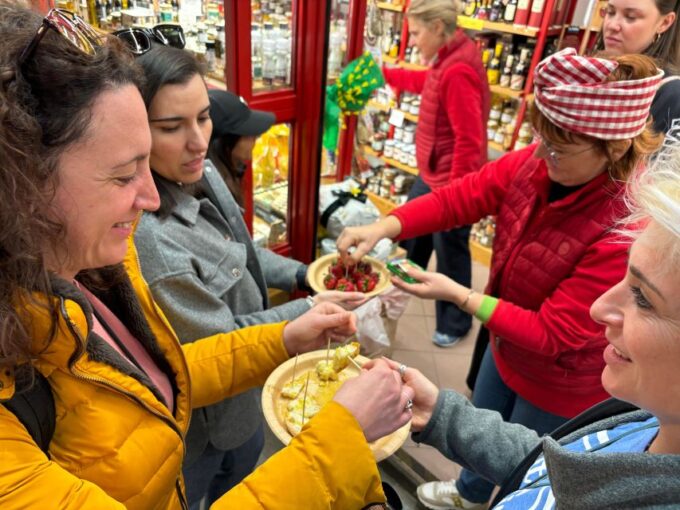 Local Market Experience: Florence Street Food Tour - Desserts and Street Food Samples