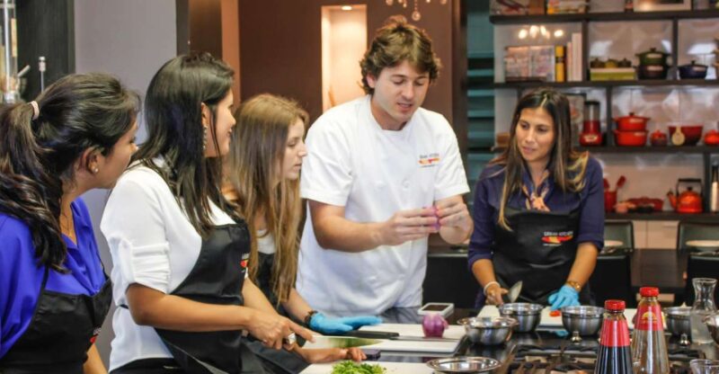 Local Market & Participative Cooking Class at Urban Kitchen - Key Points