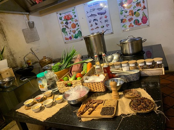 Local Market Tour and Private Cooking Class - Experiencing Hanois Culinary Heritage