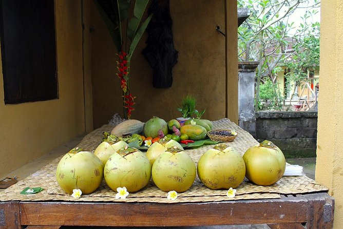 Local Market Tour and Traditional Balinese Cooking Class With a Family in Ubud - Preparing Authentic Balinese Dishes