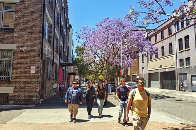 Local Sydney Walking Tour – Aussie Food, Culture & Coffee - Sipping Coffee and Craft Beer