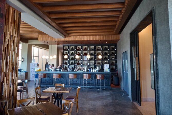 Local Vineyard Tour & Wine Tasting at the Independence Valley - Wine Tasting Experience