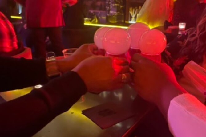 Locals Favorite Foodie and Cocktails Tour of Savannah - Booking Process