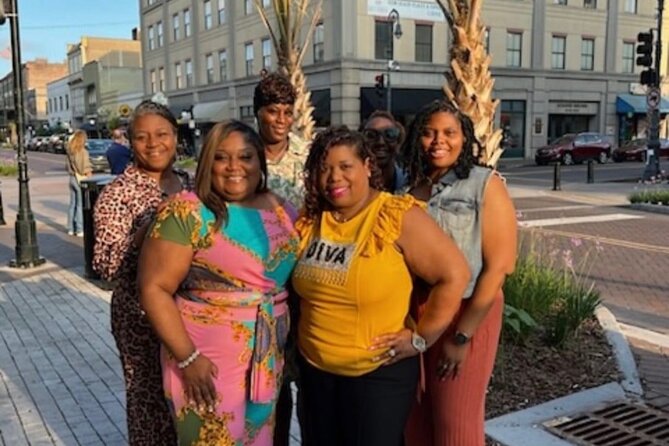 Locals Favorite Foodie and Cocktails Tour of Savannah - Tour Duration and End Point