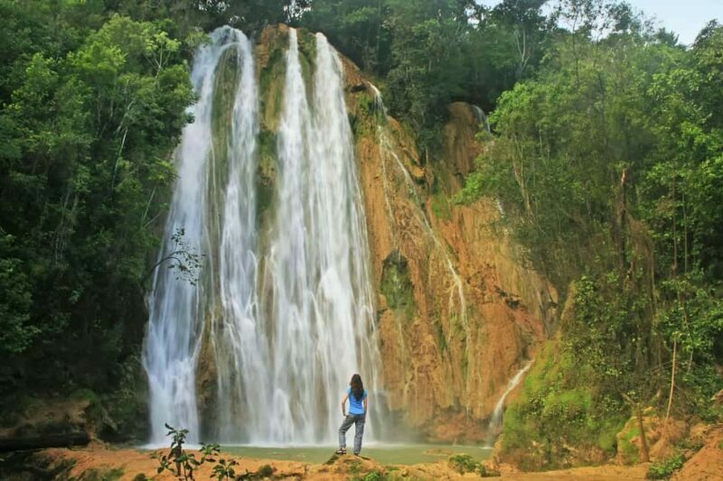 Location: El Limón Waterfall Horseback Riding Tour - An In-Depth Look at the El Limón Waterfall Horseback Riding Tour