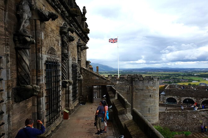 Loch Lomond, Stirling Castle, Distillery Luxury Private Tour - Customer Assistance
