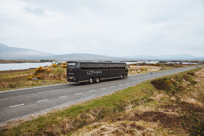 Loch Ness and the Highlands Experience Bus Tour From Edinburgh - Exploring Stirling Castle