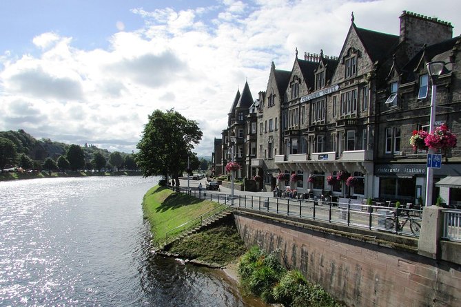 Loch Ness, Inverness & the Highlands - 2 Day Tour From Glasgow - Luss Pier and Glencoe Lochan