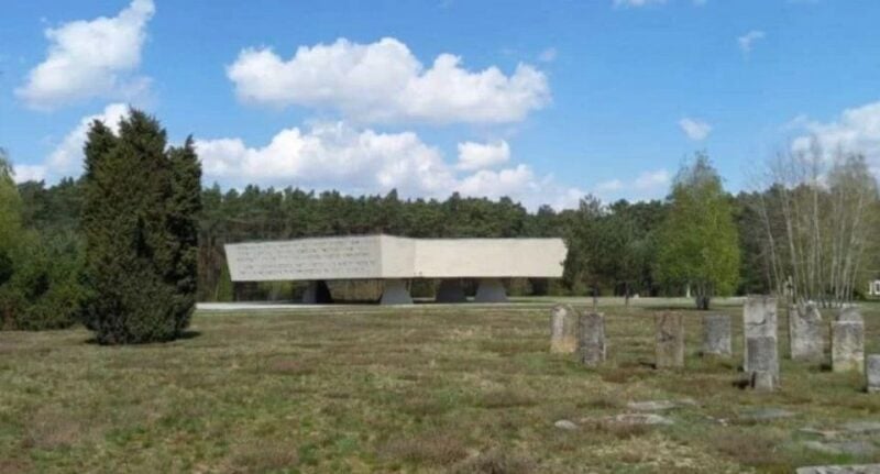 Lodz: Chelmno Kulmhof Concentration Camp Private Tour - Guidance and Support