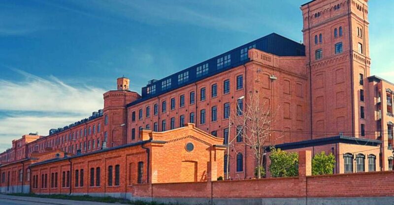 Lodz: Private 3-Hour City Tour - Key Locations