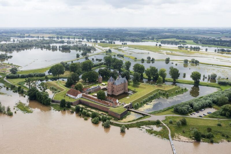 Loevestein Castle Entry Ticket - Historical Significance and Timeline