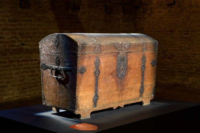 Loevestein Castle Entry Ticket - Accessibility and Amenities