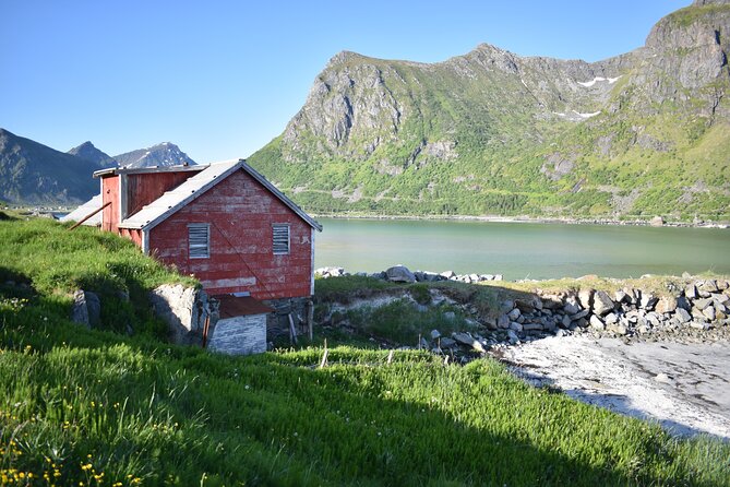 Lofoten PRIVATE Tour From Leknes - Large Group (5-8 Pax) - Accessible Features