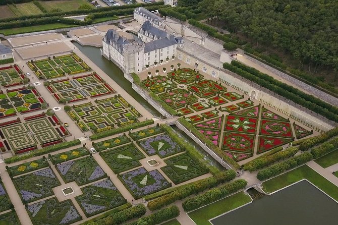Loire Valley Day From Amboise : Azay Le Rideau, Villandry, Winery - Important Information