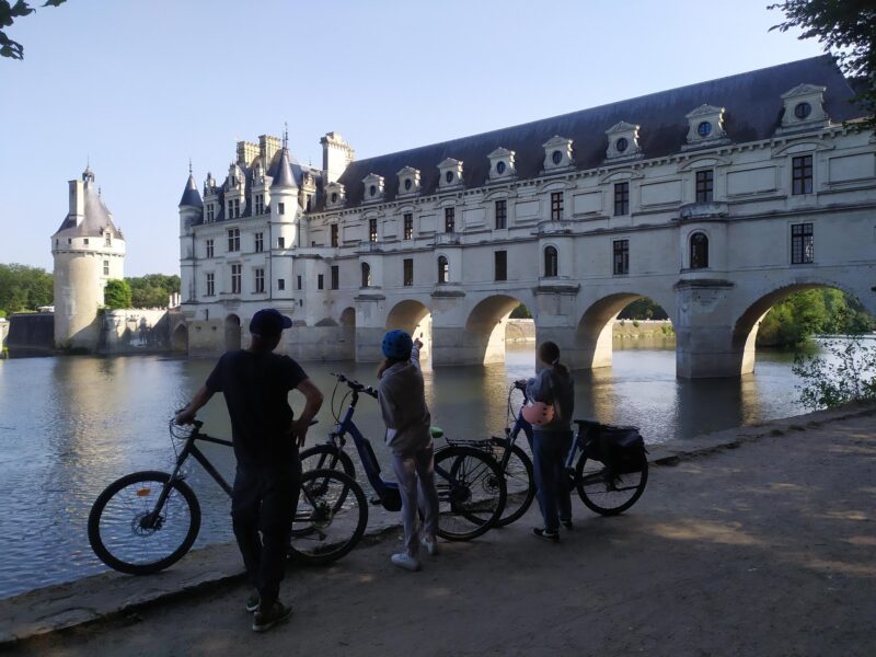 Loire Valley Royal Getaway: E-Bike Ride & Stay in a Château - Experience Highlights