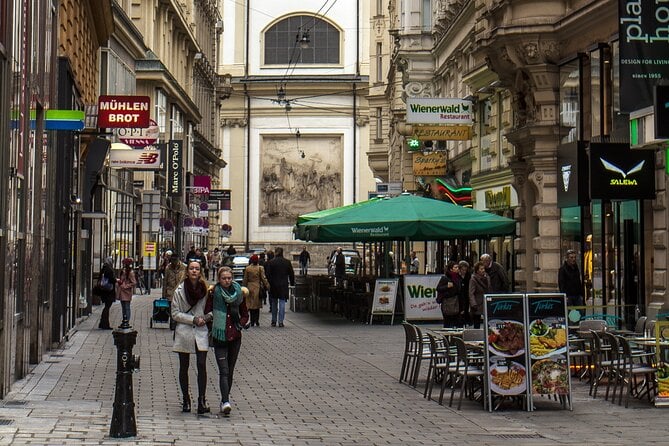 Lokafy Vienna Kid-Friendly Private Walking Tour With a Local - Accessibility and Participation