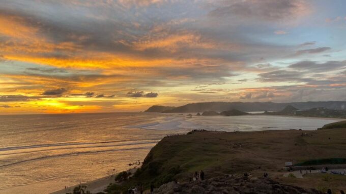 Lombok: Customizable Privat Trip-Car Hire With Driver-Guide - Frequently Asked Questions