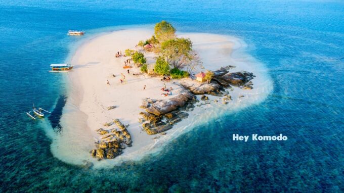Lombok Full Day Snorkeling Tour 7 Gili at Nanggu & Trawangan - Lunch and Sunset at Gili Kedis and Gili Trawangan