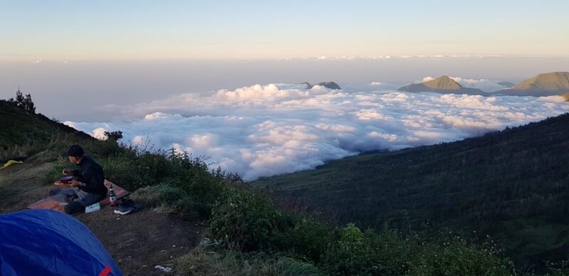 Lombok: Mount Rinjani Climbing Adventure With Local Guide - Ensuring Climber Safety and Comfort