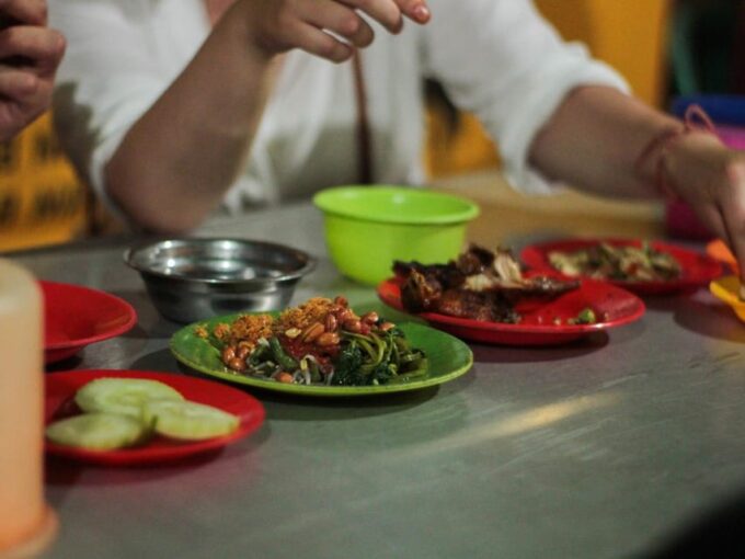 Lombok Night Street Food Tour - Local Food Specialties