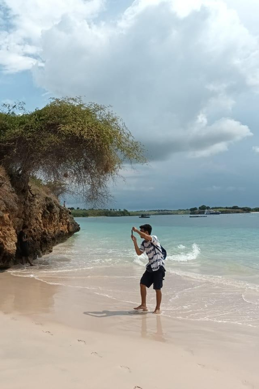 Lombok : Pink Beach, Gili Petelu And Gili Pasir Day Tour - Key Points