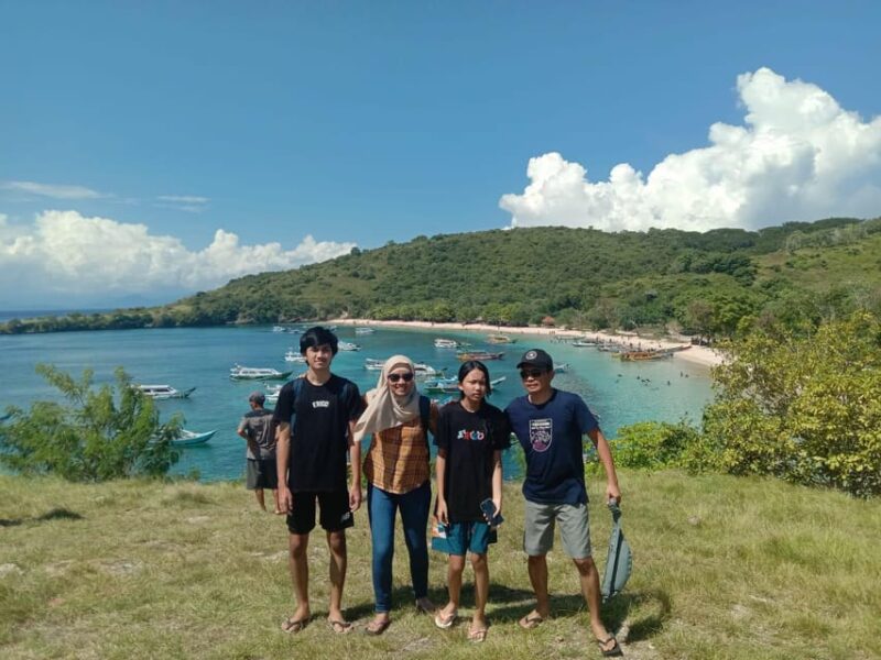Lombok : Pink Beach, Gili Petelu And Gili Pasir Day Tour - Itinerary Highlights